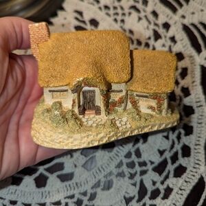 Charming Miniature Cottage Figurine